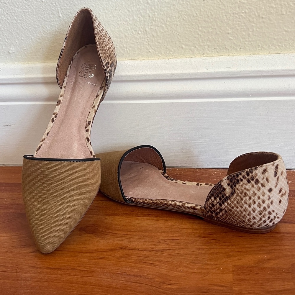New Andrew Stevens Tan Snakeskin Canvas Flats Shoes Size 5.5 - Picture 8 of 9